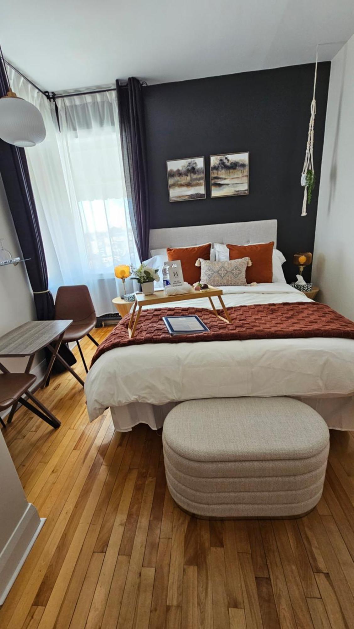 小庄园乡村度假屋b＆B旅馆 Chicoutimi 外观 照片